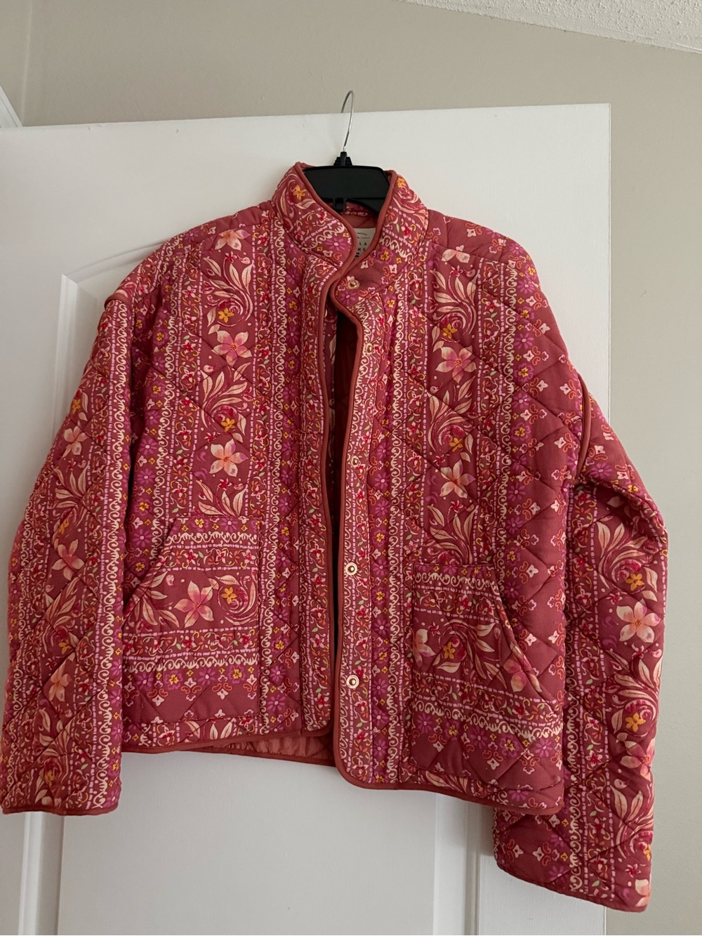 Billabong Quilted Floral Puffer Jacket in Rose Print